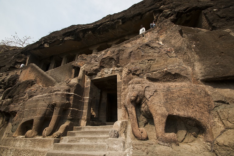アジャンター石窟寺院へローカルバスで行く方法 乗り場や所要時間・その他注意点– 異国のおたより