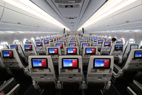 飛行機内の写真素材 - PIXTA