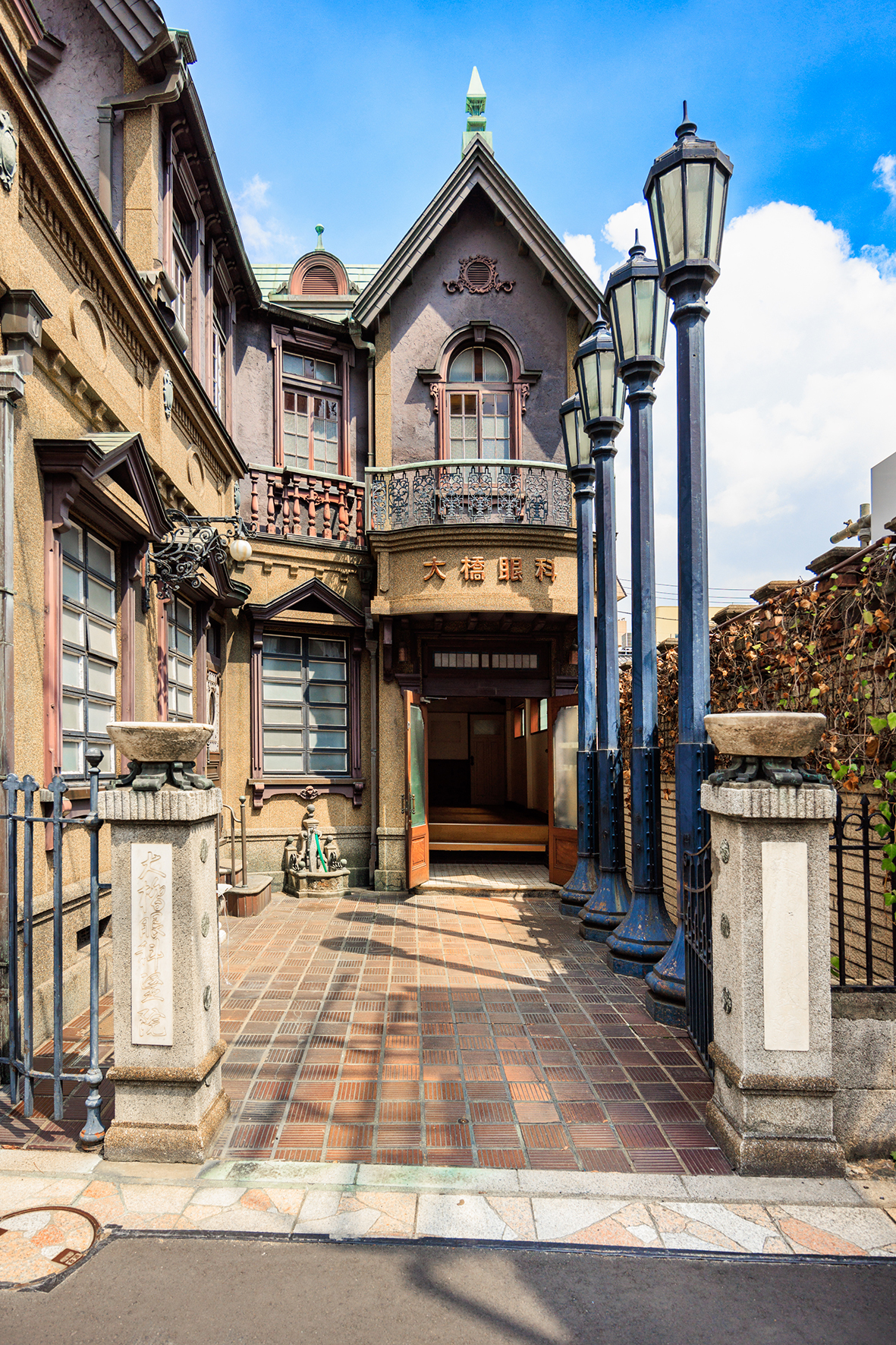 明石海峡大橋・塔頂体験「明石海峡大橋ブリッジワールド」の参加申し込みの受付を2月10日より開始します本州四国連絡高速道路株式会社のプレスリリース