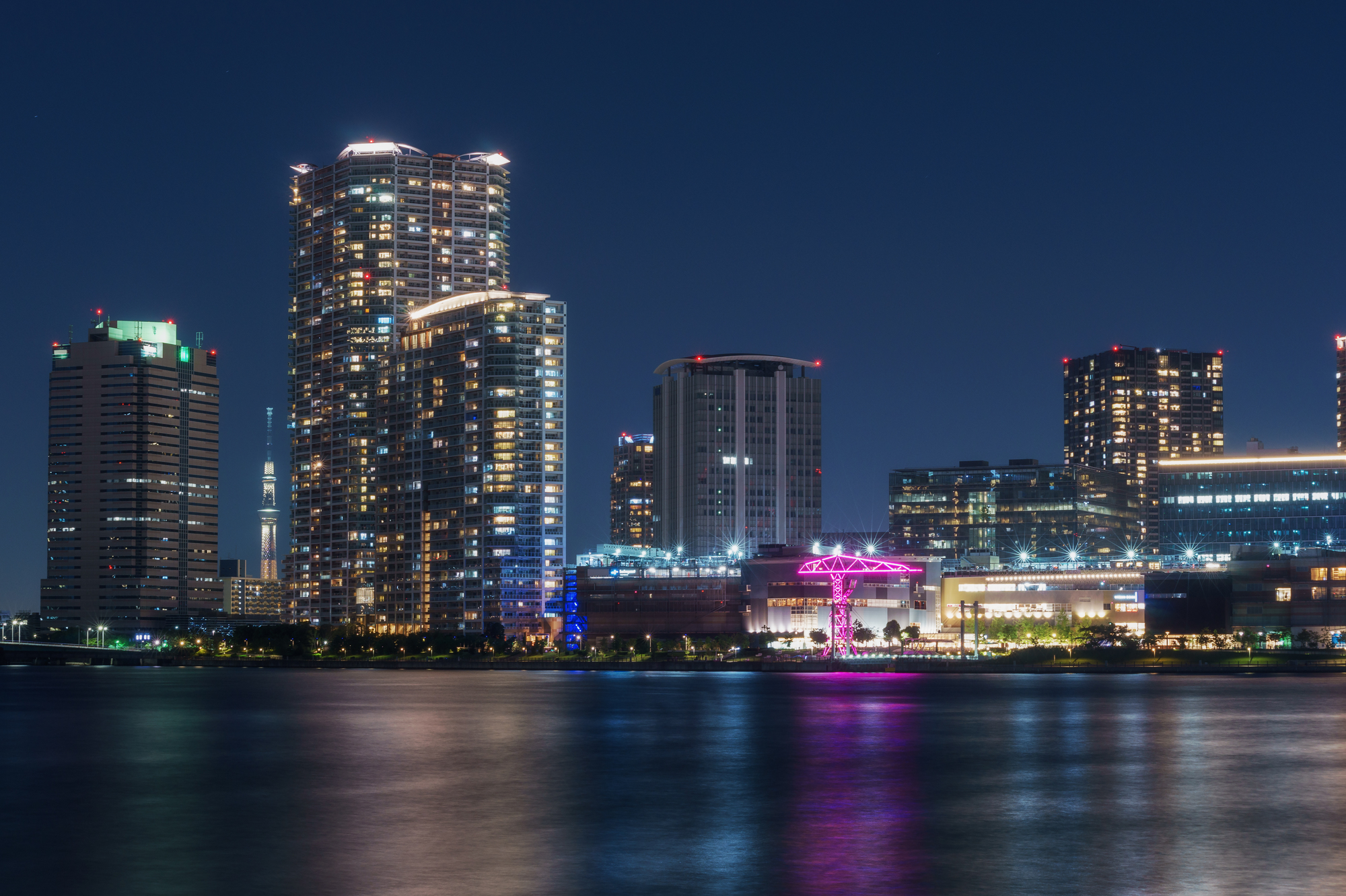 都会の夜景」の写真素材64,077件の無料イラスト画像Adobe Stock