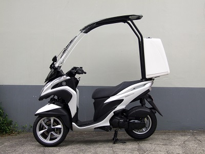 トリシティの屋根にキャリア付けてみた東京大田区のバイク修理・販売オートサービス翔