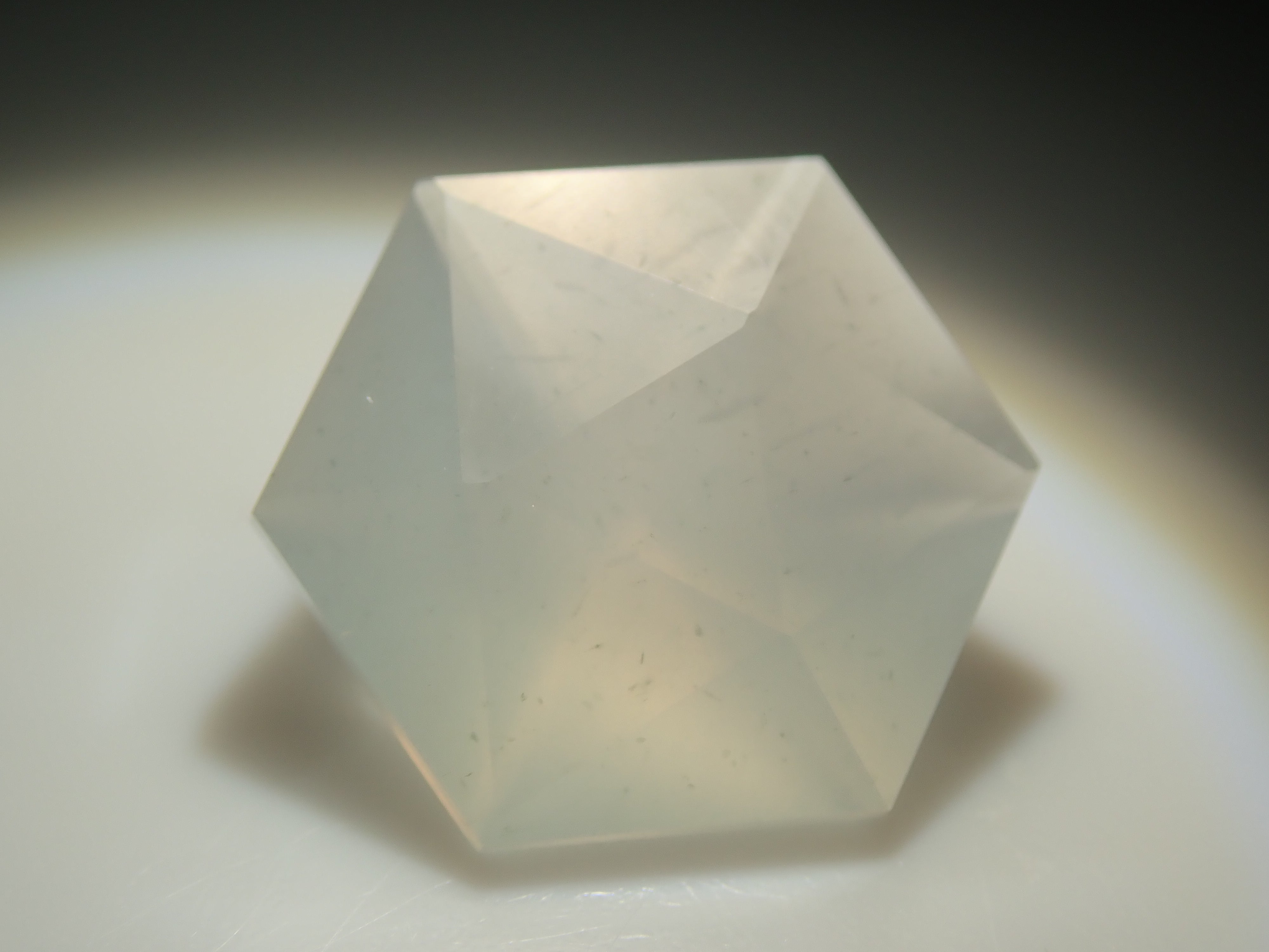 スリランカ産天然ブルームーンストーン2.218cts大きくブルーシラー美しい！ペンダントに！MOB1295- 299,200円 :