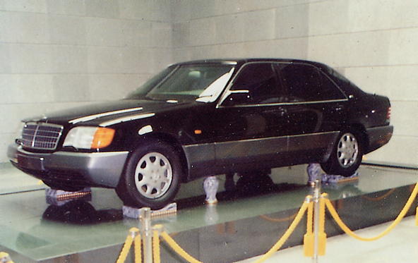 金正恩氏、１人で錦繍山太陽宮殿を参拝DailyNK Japan デイリーNKジャパン