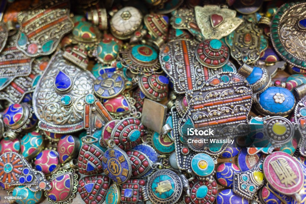 グランド バザール イスタンブール トルコでトルコの陶器Premium写真