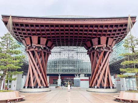 新装の金沢駅 石川県金沢市 の無料の写真素材