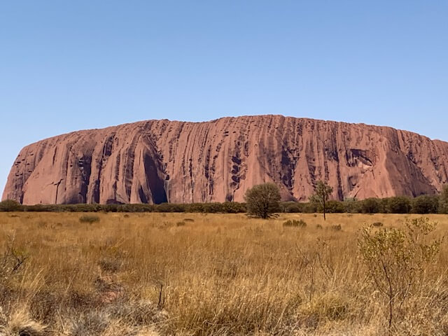 オーストラリア子連れ旅行 第３日 やって来ました「地球のへそ」ウルル 「輪」～ふねしゅーの自転車世界一周＆旅育 子連れ海外旅行