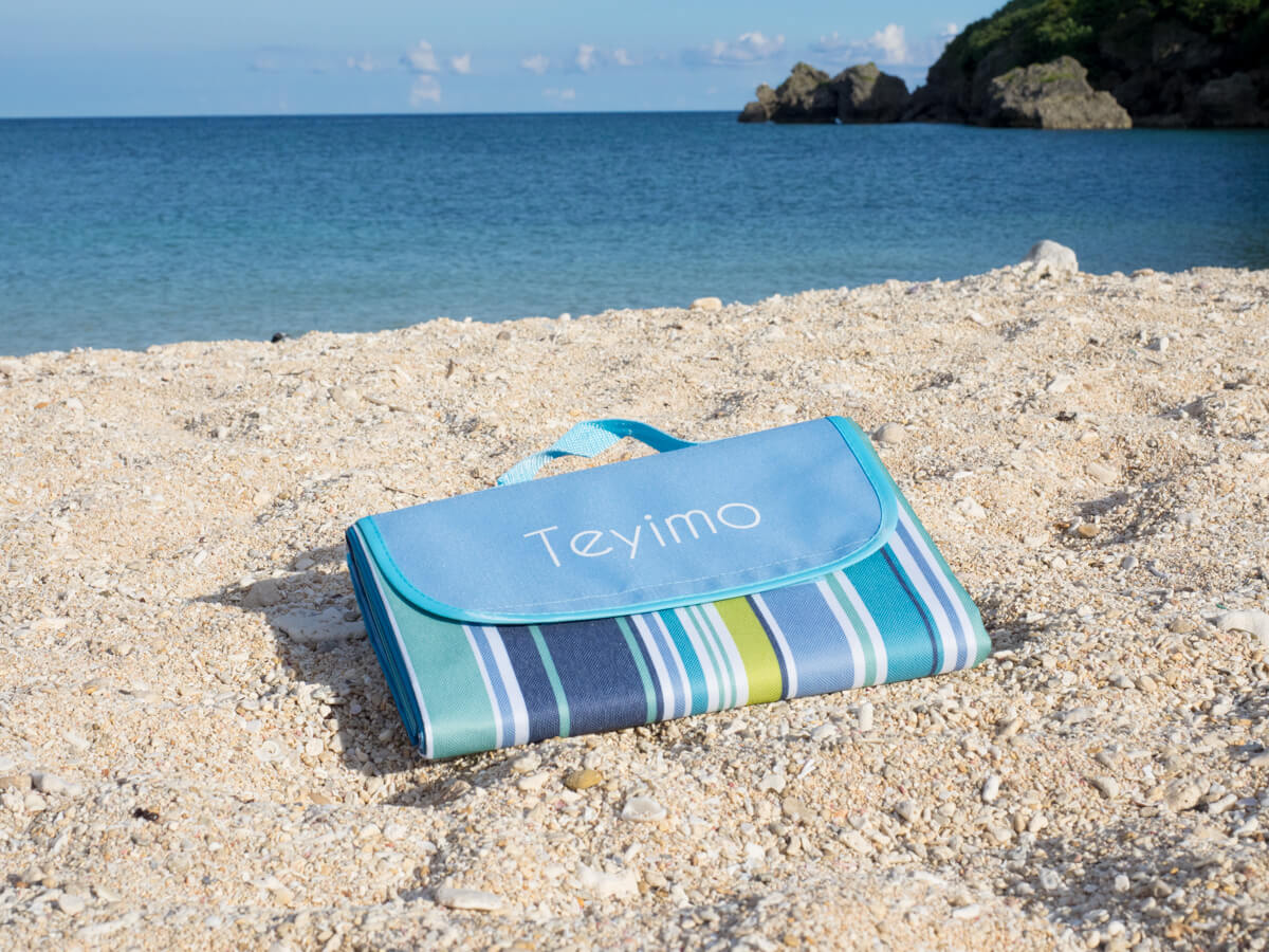 おすすめのレジャーシート。ピクニック・公園遊びに便利！沖縄移住ライフハック