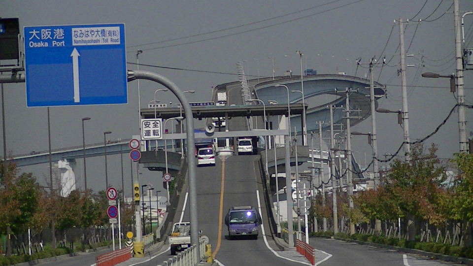 なみはや大橋からの夜景：ベイエリアから見た水の都・大阪の遠景！ - α7Cで撮る北摂の風景