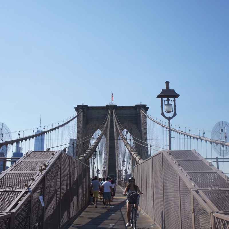 NYブルックリン橋にメキシコ海軍 の訓練船 が衝突tiktokでニュース毎日新聞TikTok