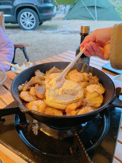 由布岳 を眺望できるキャンプ場で クリスマスキャンプ してきました！ -
