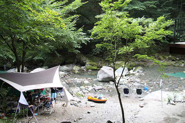 YOKOZE CAMP GARAGE埼玉県横瀬町芦ヶ久保 ライダーやソロキャンプ向けのキャンプ場