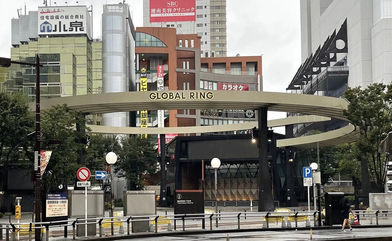 池袋駅西口喫煙所 喫煙所MEQQE めっけ