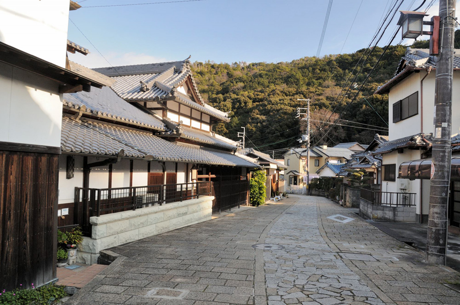 約1千年前、先人が大阪から熊野古道へ歩いた道「熊野街道」を復活させる！宿場町再現や観光商品開発に向け、和歌山大学と日本ユニストが共同研究を開始株式会社日本ユニストのプレスリリース