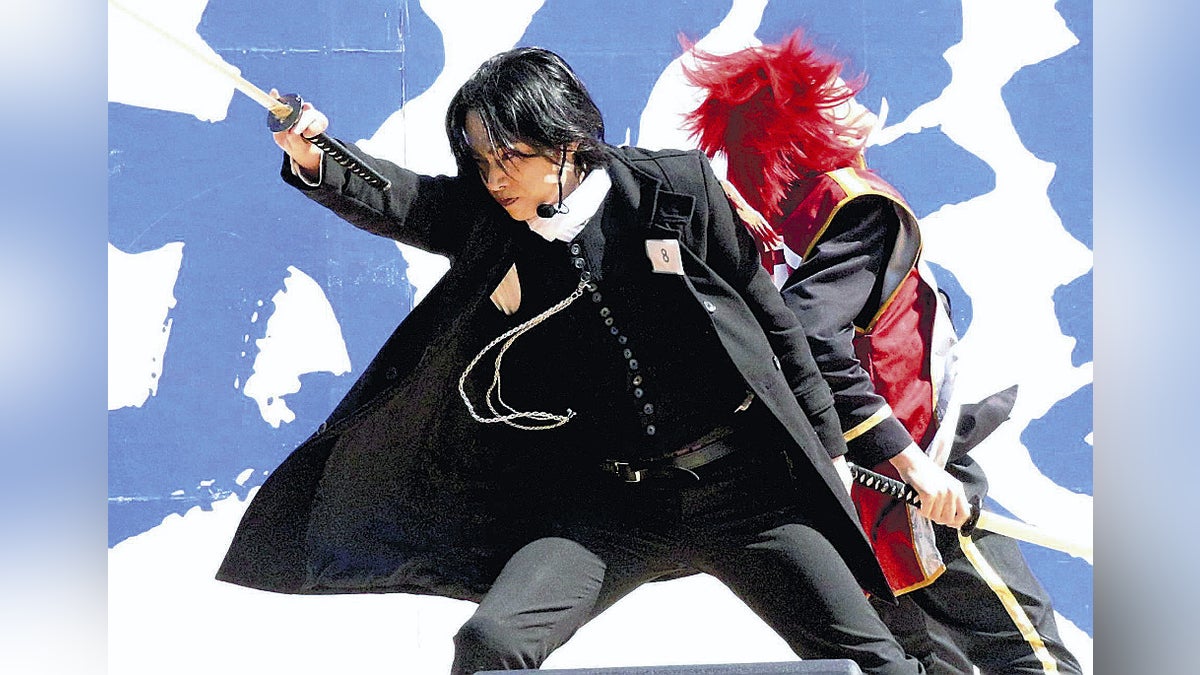 五稜郭タワーの土方歳三の像の写真・画像素材-Snapmart スナップマート