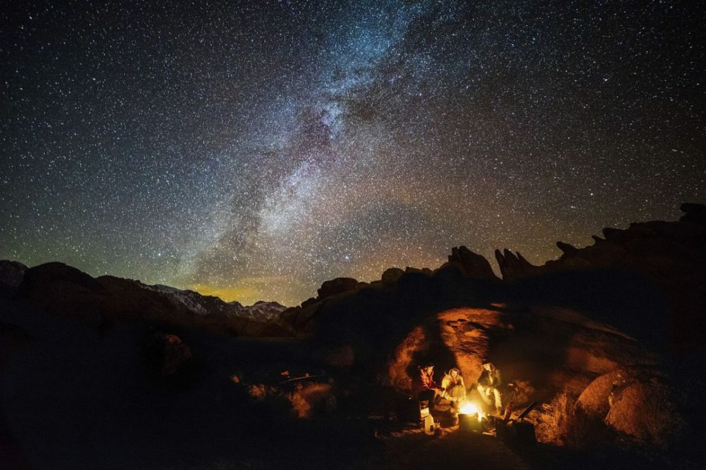 デイキャンプ撮影のススメ – キャンプ好きのデザイナーに学ぶ雰囲気を伝える撮影のコツと愛用ギア - NICOSTOP