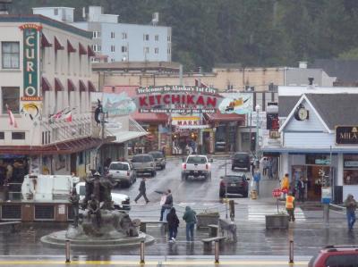 金町『純喫茶アラスカ』でモーニング、ブルー屋根に並んだ大きな窓とグリーンがモダンな純喫茶レトロ純喫茶を巡る旅