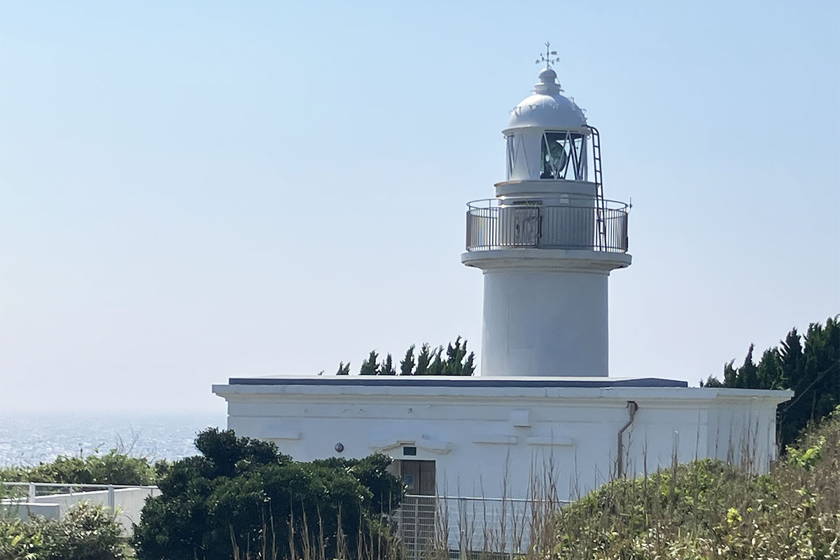 神奈川県三浦市・城ヶ島にそびえる二つの灯台 photos- GREECEJAPAN.COM