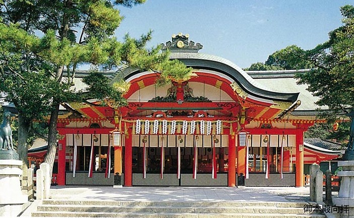 伏見稲荷大社 – 福岡の杜