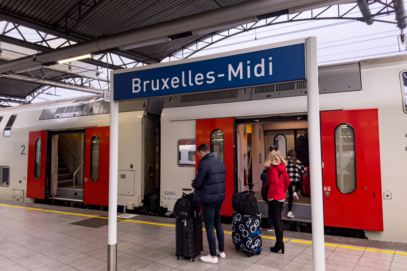 ユーレイルパスでヨーロッパ周遊5 ブリュッセル～アムステルダムPino