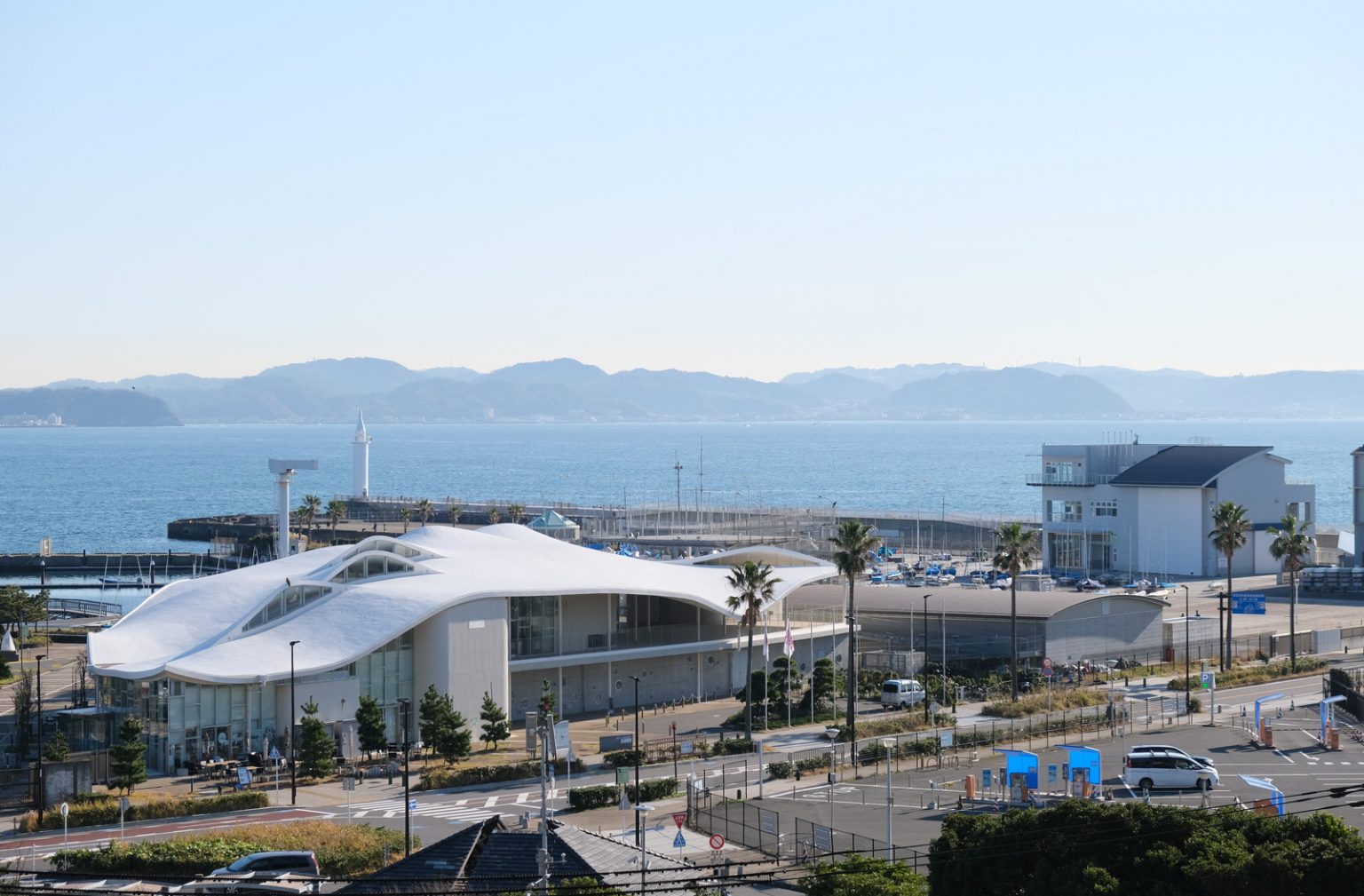 湘南港ヨットハウス 西田司オンデザインパートナーズ