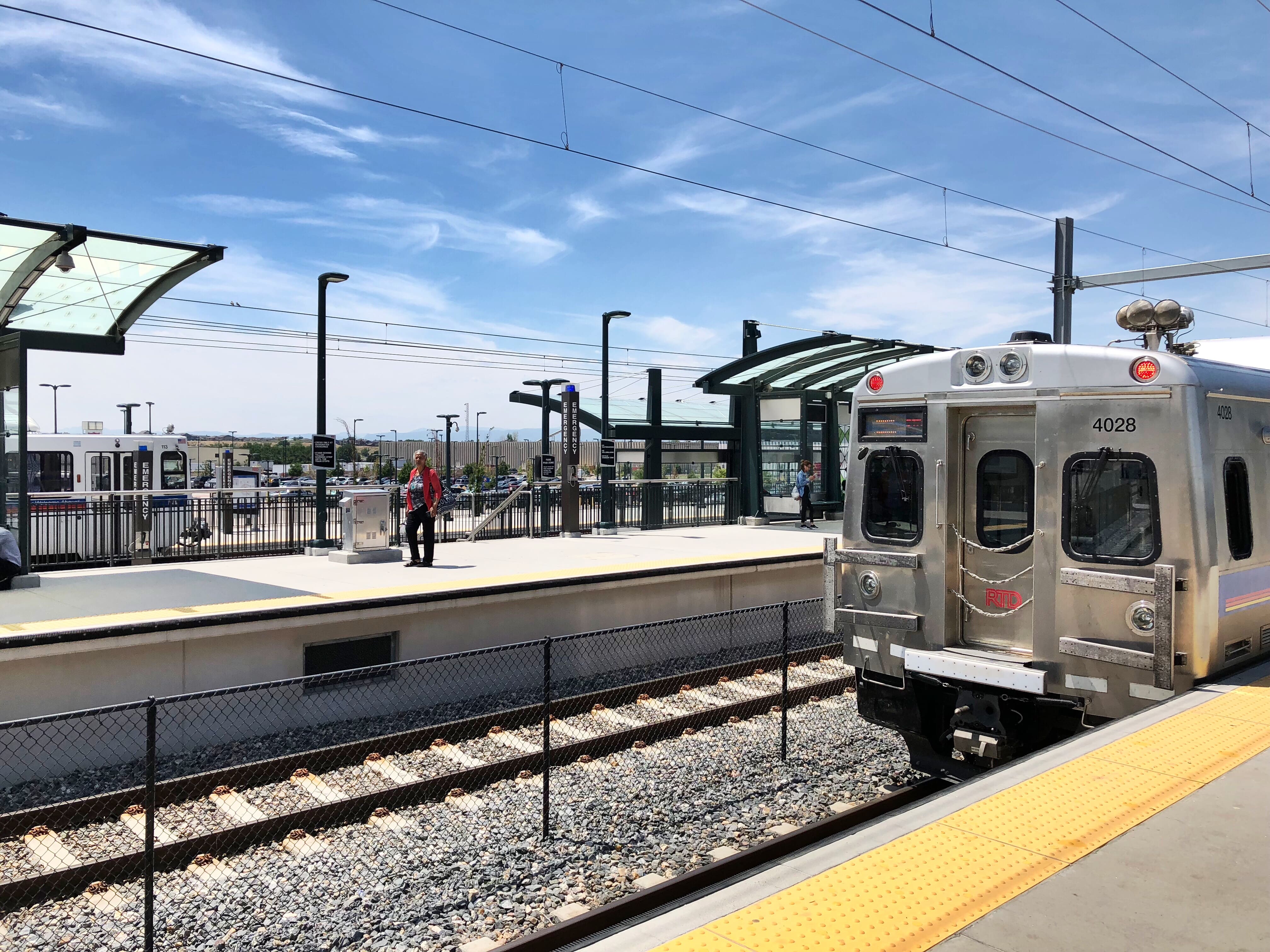 デンバー空港の混雑、勘弁して留職先での独り言＠ルイジアナ改めマサチューセッツ