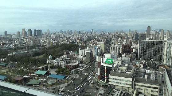 動画あり 怪現象 あり得ない場所に〝通天閣〟出現！ ハルカス展望台「夜のトリビア」