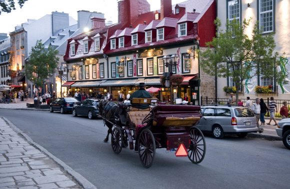 ケベックシティ発観光ツアーカナダ 旅行の観光・オプショナルツアー予約 VELTRA