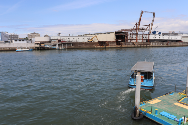 都会に残る庶民の足 大阪渡し船巡り - 日本経済新聞