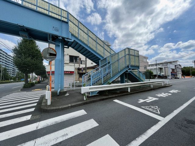 折半屋根の歩道橋My First JUGEM