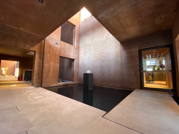 GALLERIA MIDOBARU ガレリア御堂原 」で アート・建築・食を通じて触れる別府の風土と魅力FEATURE