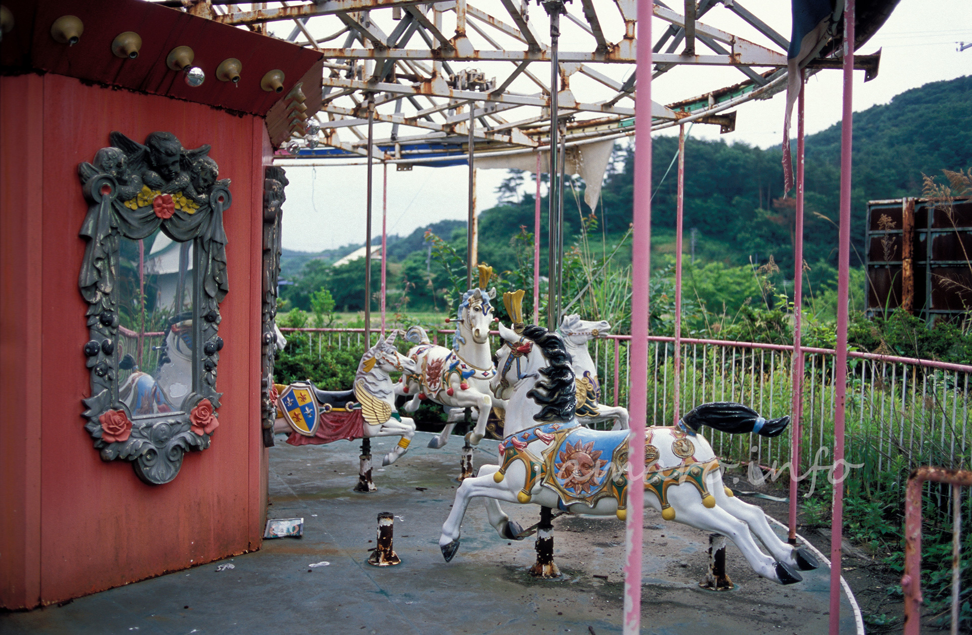 グリーンランド遊園地のスピンマウスジェットコースター乗車映像