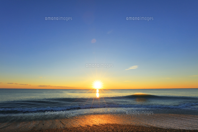 夏の海と朝日 写真素材898716- フォトライブラリ