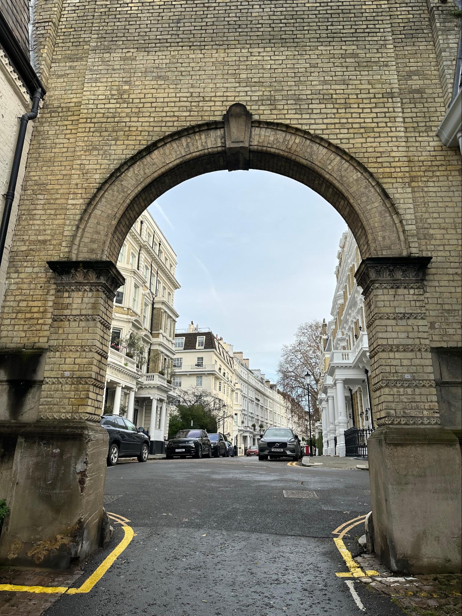 ロンドンの街並み 日の出のテムズ川と建物 ロンドンの風景 イギリスの風景Beautiful Photo.net世界の絶景