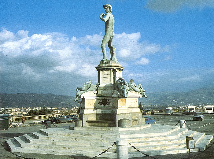 フィレンツェの絶景スポット!ミケランジェロ広場へのバスでの行き方は？ - LOVE TRAVEL×イタリア旅行