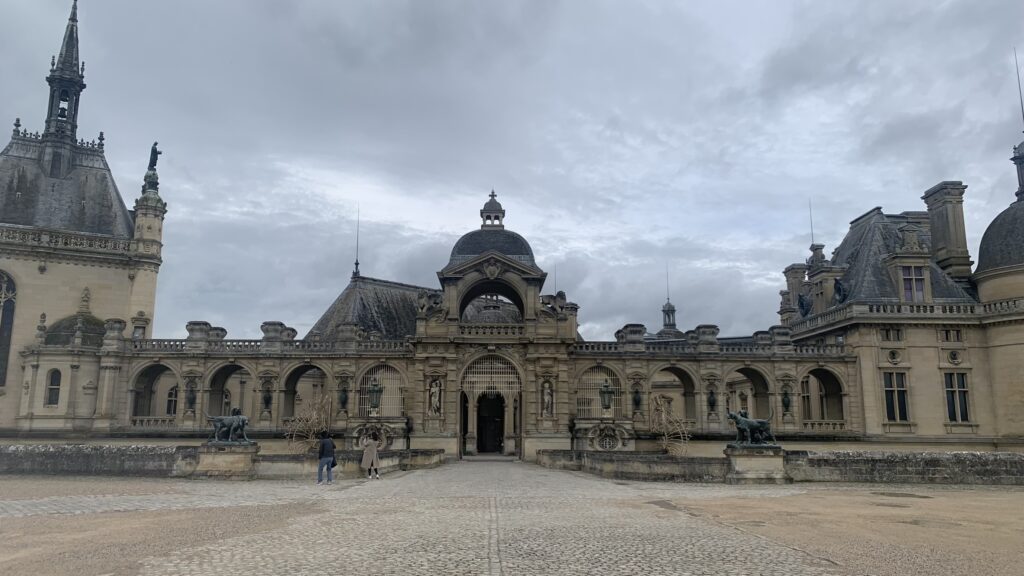 シャンティイ城の入場 シャンティイ Booking.com