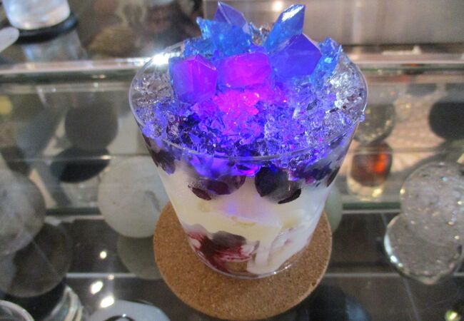 ウサギノネドコ京都店 求人ウサギノネドコ京都店では、現在新たにスタッフを募集しています。 契約社員：ミセヤド店長 １名アルバイトスタッフ：ミセヤド、カフェ 2-3名