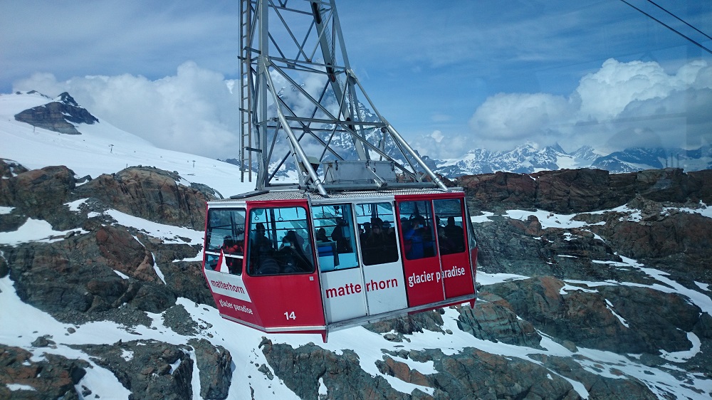 心も肌も潤う。ウェルネスと美の聖地、スイスを巡る旅へ ウェルビーイング探訪vol.8