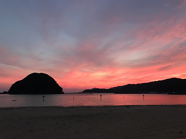 すさみ海水浴場：家族連れに最適な安心のビーチ