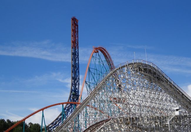 2025 ロサンゼルスシックス・フラッグス・マジック・マウンテンの観光ガイド 10月更新Tripメモリ