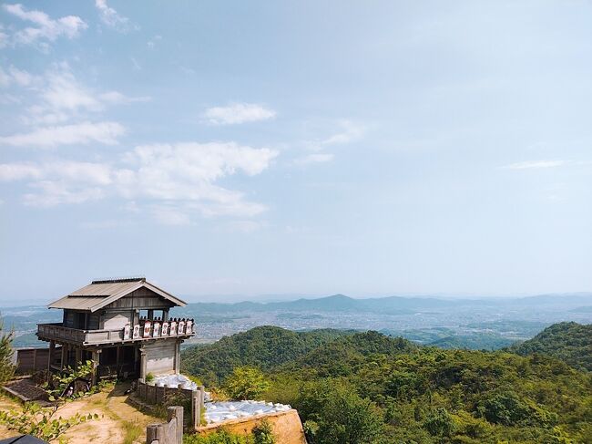 鬼ノ城 岡山桃太郎伝説の鬼が棲まう城へ！ビジターセンターへのアクセス＆所要時間 駐車場有