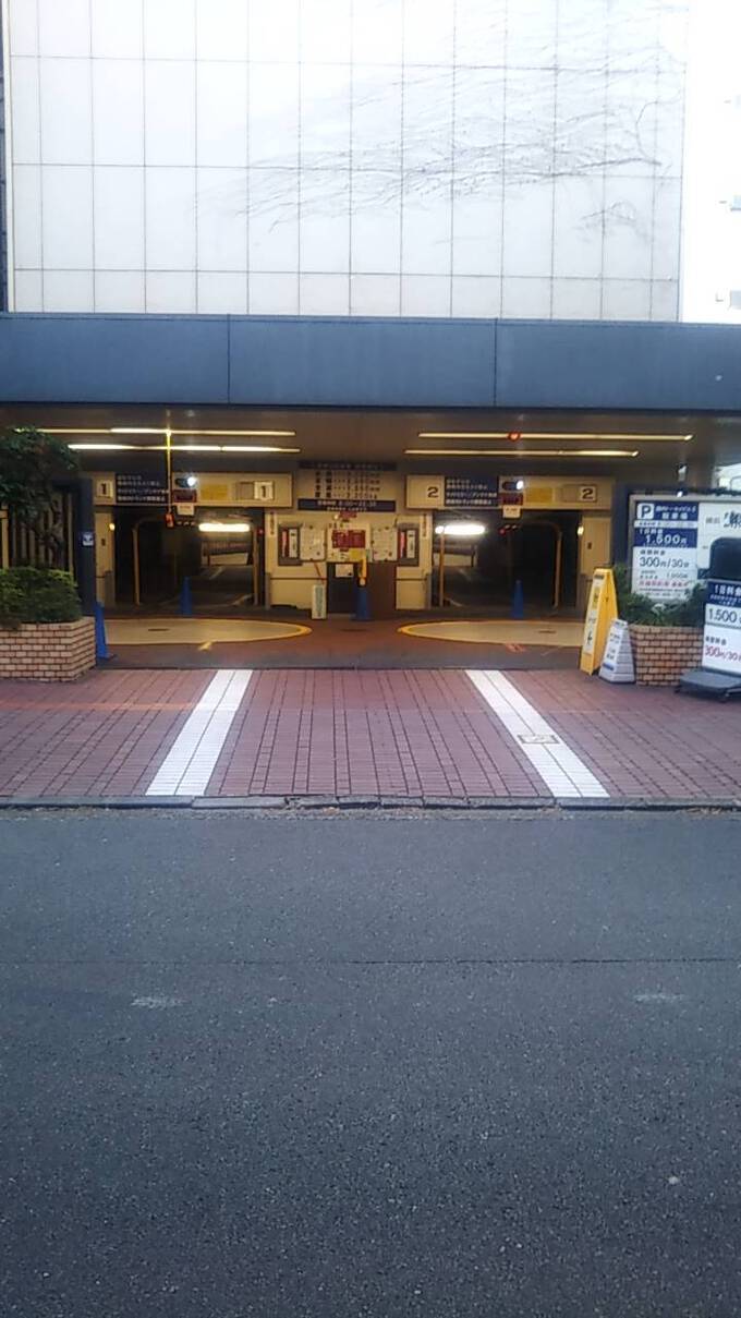 タイムズ神戸煉瓦倉庫 兵庫県神戸市中央区東川崎町1-5 の時間貸駐車場・満車 空車・料金情報