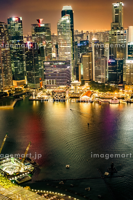 なぜシンガポールの高層ビルには空中庭園が！？ 知りたい！現地の暮らし