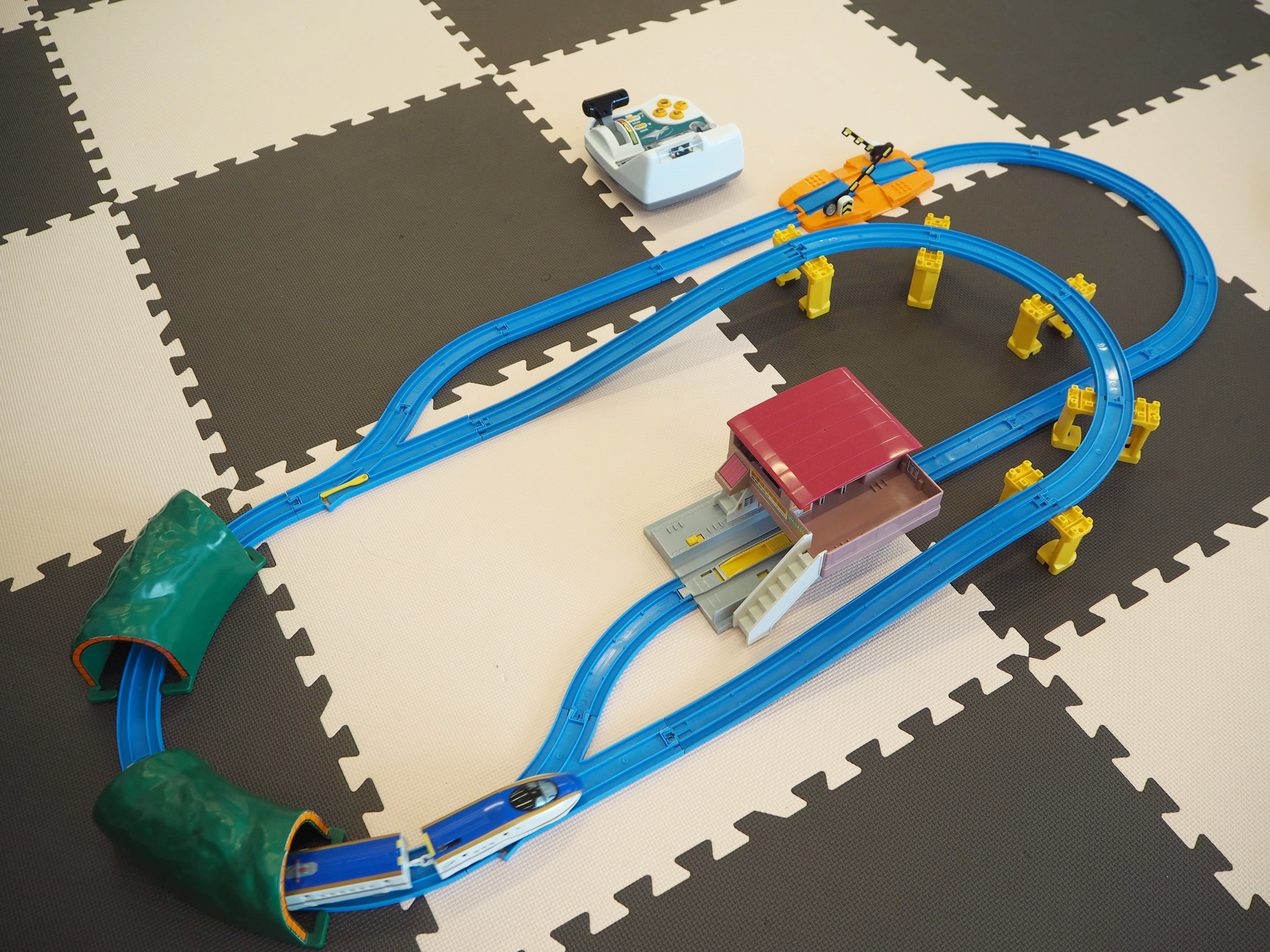 プラレール レイアウト・コツの紹介で、お父さんお母さんを徹底サポートします！ -