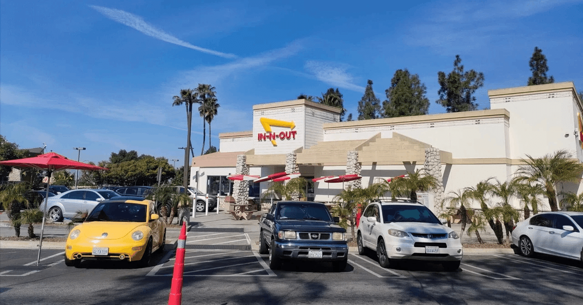 タイムズ スクエアマンハッタン- ツアーとアクティビティエクスペディア