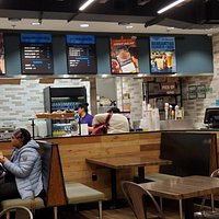 シアトル・タコマ国際空港 SEA の食事場所Explorer Seattle Southside