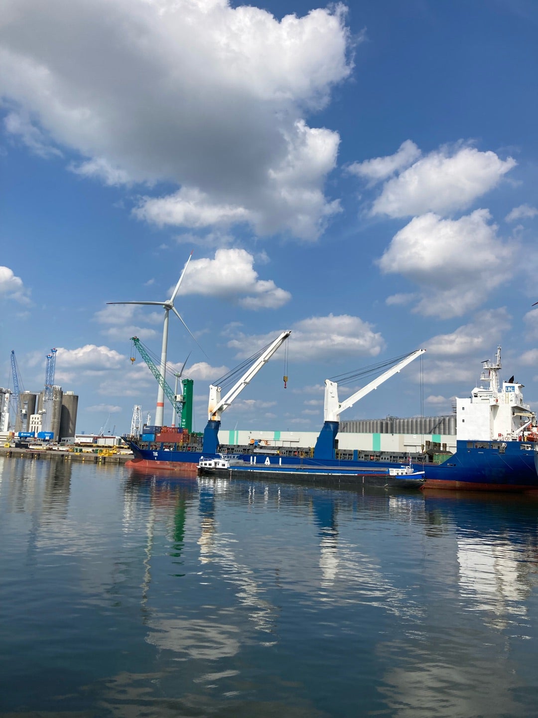 バイキングリバー ロングシップでゆく 花のオランダ、ベルギー 9泊10日 -アムステルダム発アントワープ着-2022年ベストワンクルーズ・船旅専門旅行会社