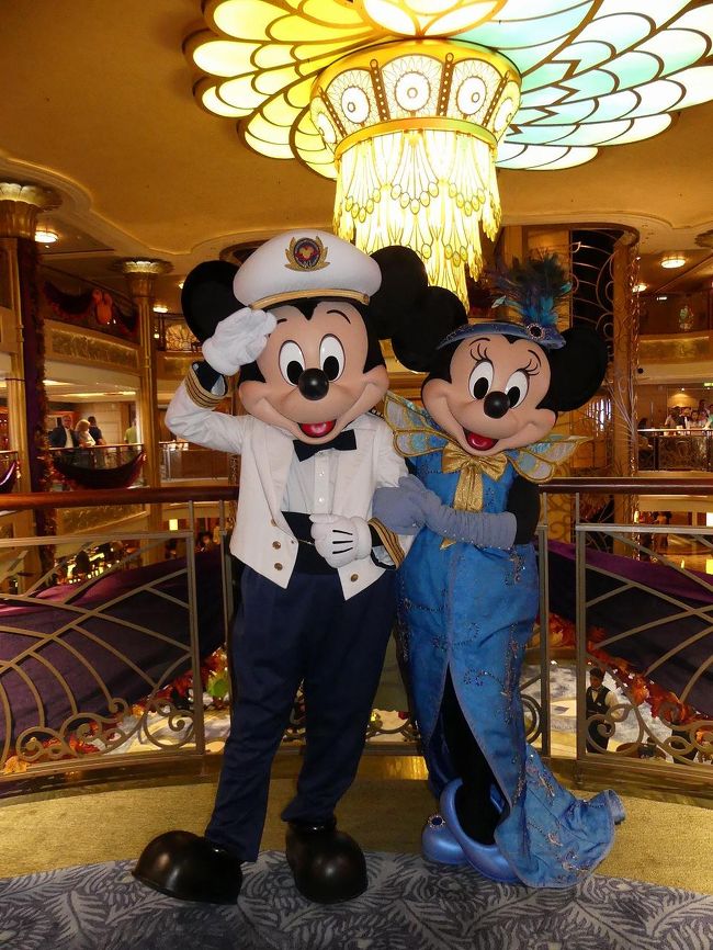 クルーズのディナーのドレスコード 男性はアレで格上げ! 子どもの服装は? ラグジュアリー船からカジュアル船まで実際の服装を紹介外資系管理職パパの日常