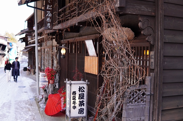 冬素材 雪が降る宿場町・奈良井宿 長野県 の写真素材95553406- PIXTA