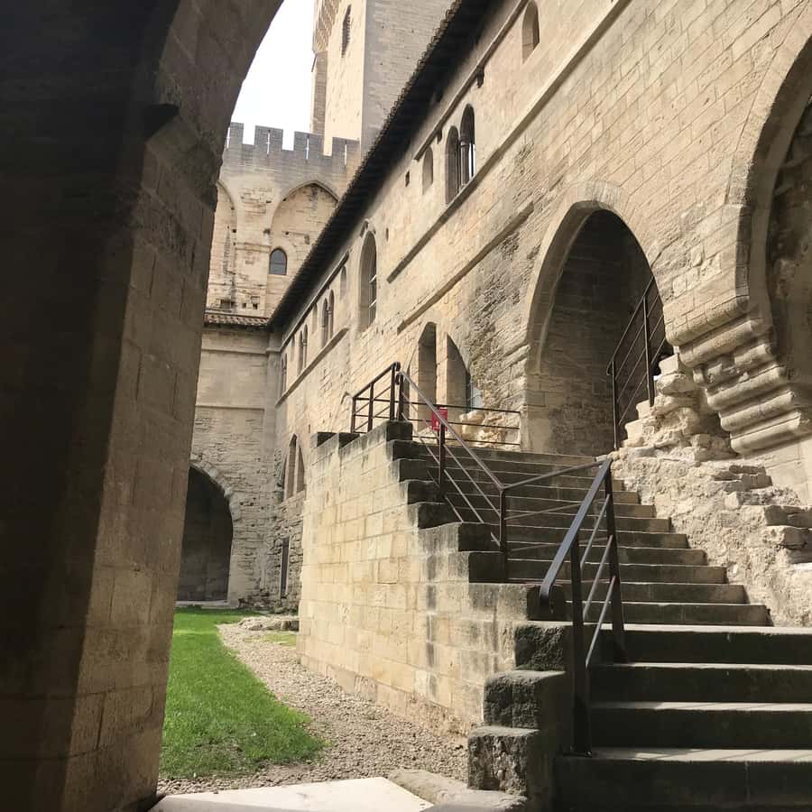 法王庁宮殿アヴィニョン シティセンター- ツアーとアクティビティエクスペディア