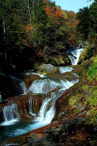 お手軽 絶景巡り 御射池 →